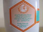 CREMA PER IL CORPO IDRATANTE DELL'ABBAZIA DI TORRECHIARA AL MIELE-250 ML
